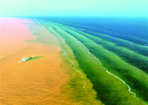 河海交汇 赵英丽摄